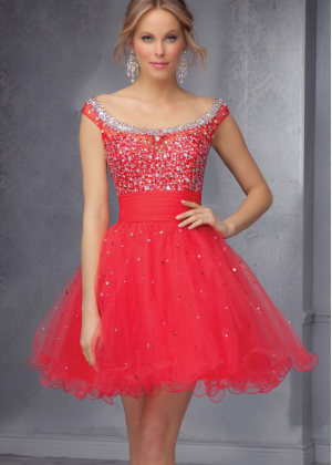 Tulle Beaded Scoop Neckline Key Hole Back Knee Length Prom Dress